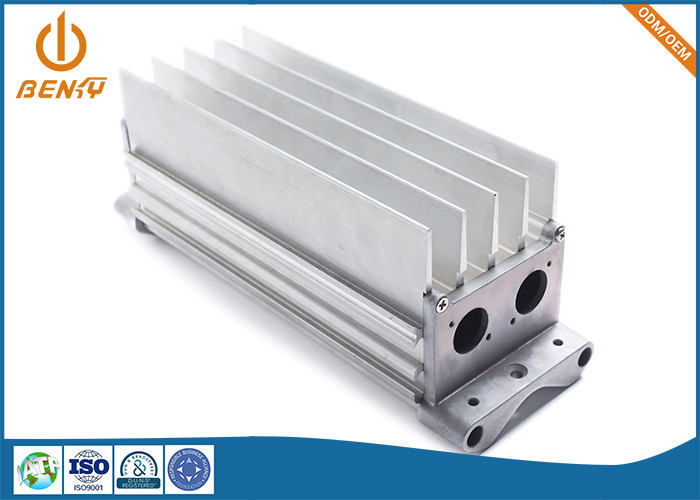 Aluminiumverdrängungs-Teile Ra0.8 Ra3.2 für New Energy-Fahrzeug-Kühlkörper